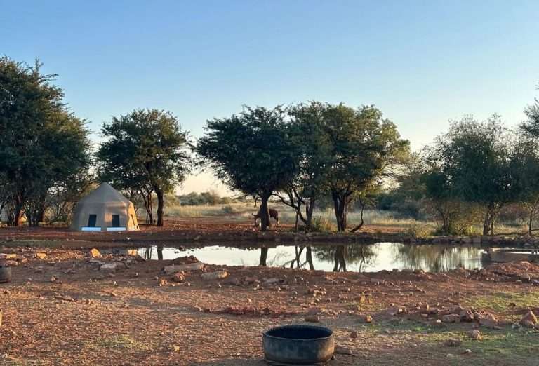 Morakana Safari Lodge Hide 768x522