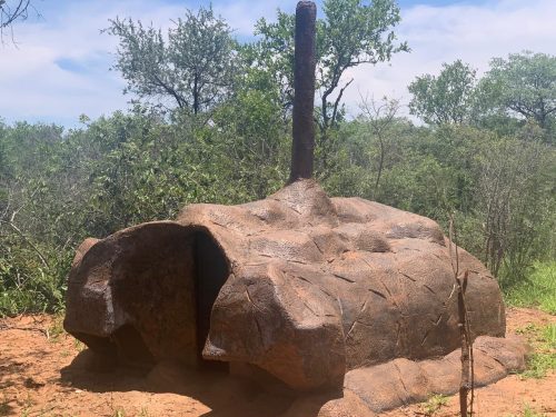 African Footprint Safaris Bowhunting Directory00003 500x375